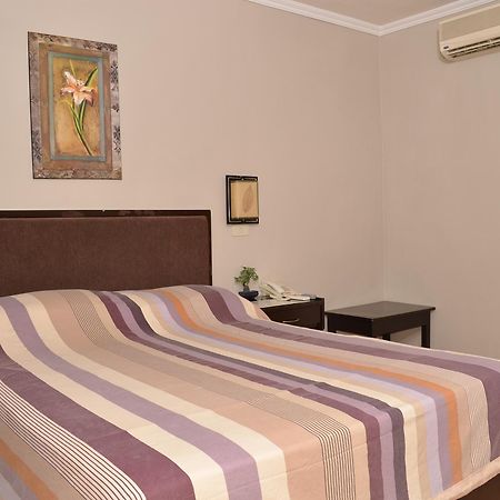 El Portal Inn Tagbilaran City Bagian luar foto